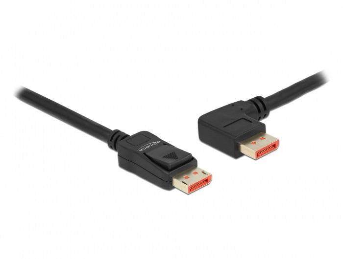 'Dva černé DisplayPort kabely s pravoúhlými konektory, před bílým pozadím, připravené k připojení k zařízením.'