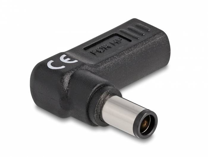 Černý 90stupňový DC adaptér se stříbrným kontaktem. Vhodný pro elektronická zařízení.