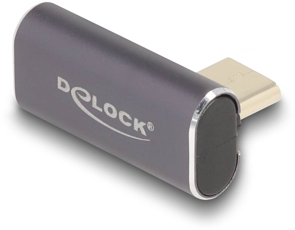 Adaptér USB-C od společnosti Delock v tmavém pouzdře.