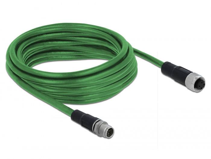 Zelený kabel s konektory M12 na obou koncích; typicky používaný pro průmyslové sítě a automatizační aplikace.