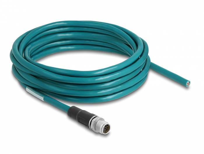 Dlouhý, svinutý zelený kabel s kovovým konektorem na jednom konci. Kabel je vhodný pro průmyslové aplikace.