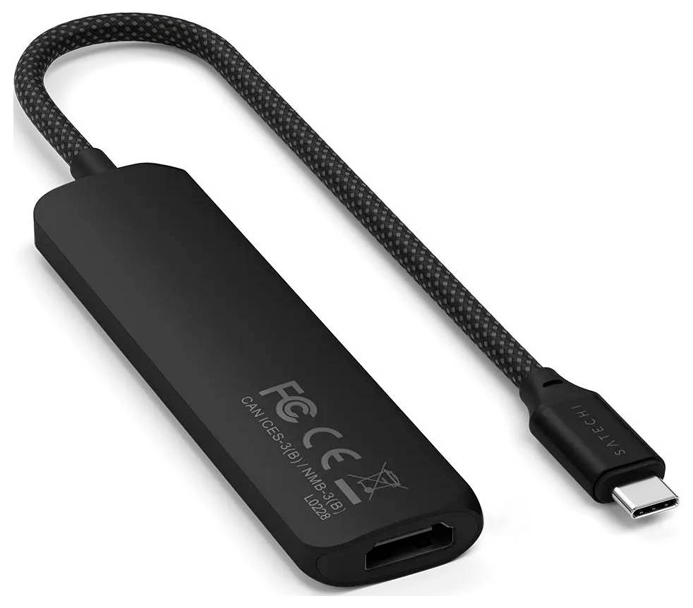 Externí SSD úložiště s USB-C konektorem a černým kabelem.