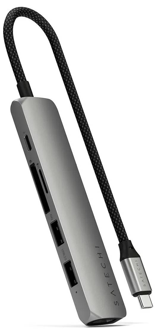 Rozbočovač USB-C s několika porty, včetně USB-A, čtečky SD karet a HDMI, od značky Satechi. Adaptérový kabel nahoře.