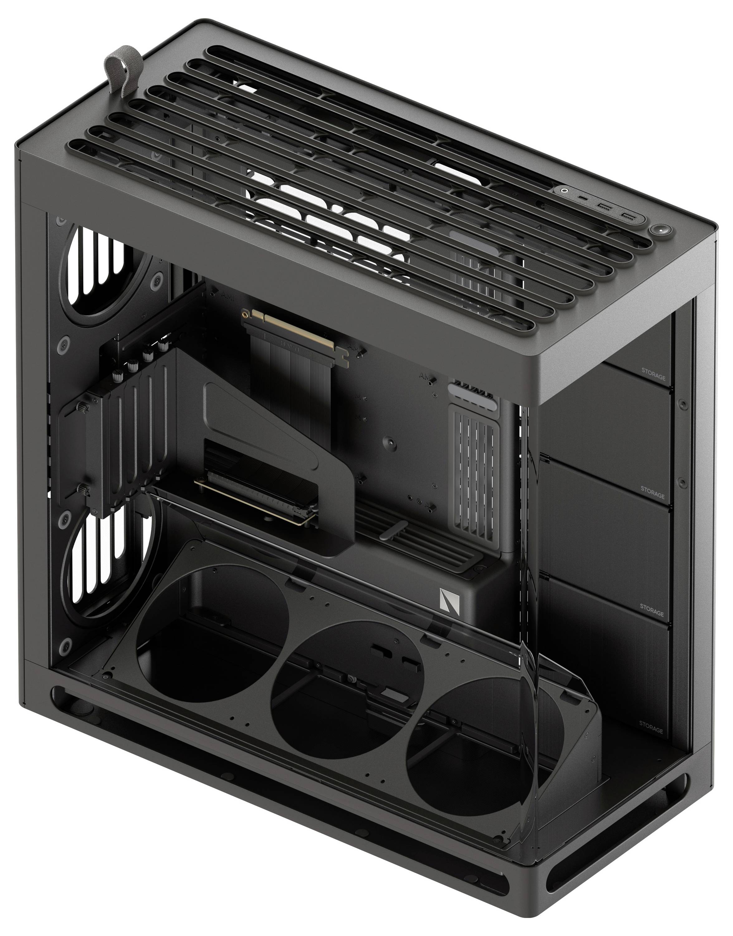 Černá počítačová skříň s otevřeným designem; ukazuje prostor pro několik ventilátorů a instalaci komponent.