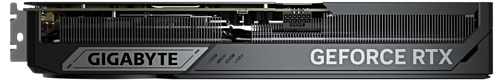 Boční pohled na grafickou kartu GIGABYTE GEFORCE RTX se zobrazenými chladicími žebry a logy.