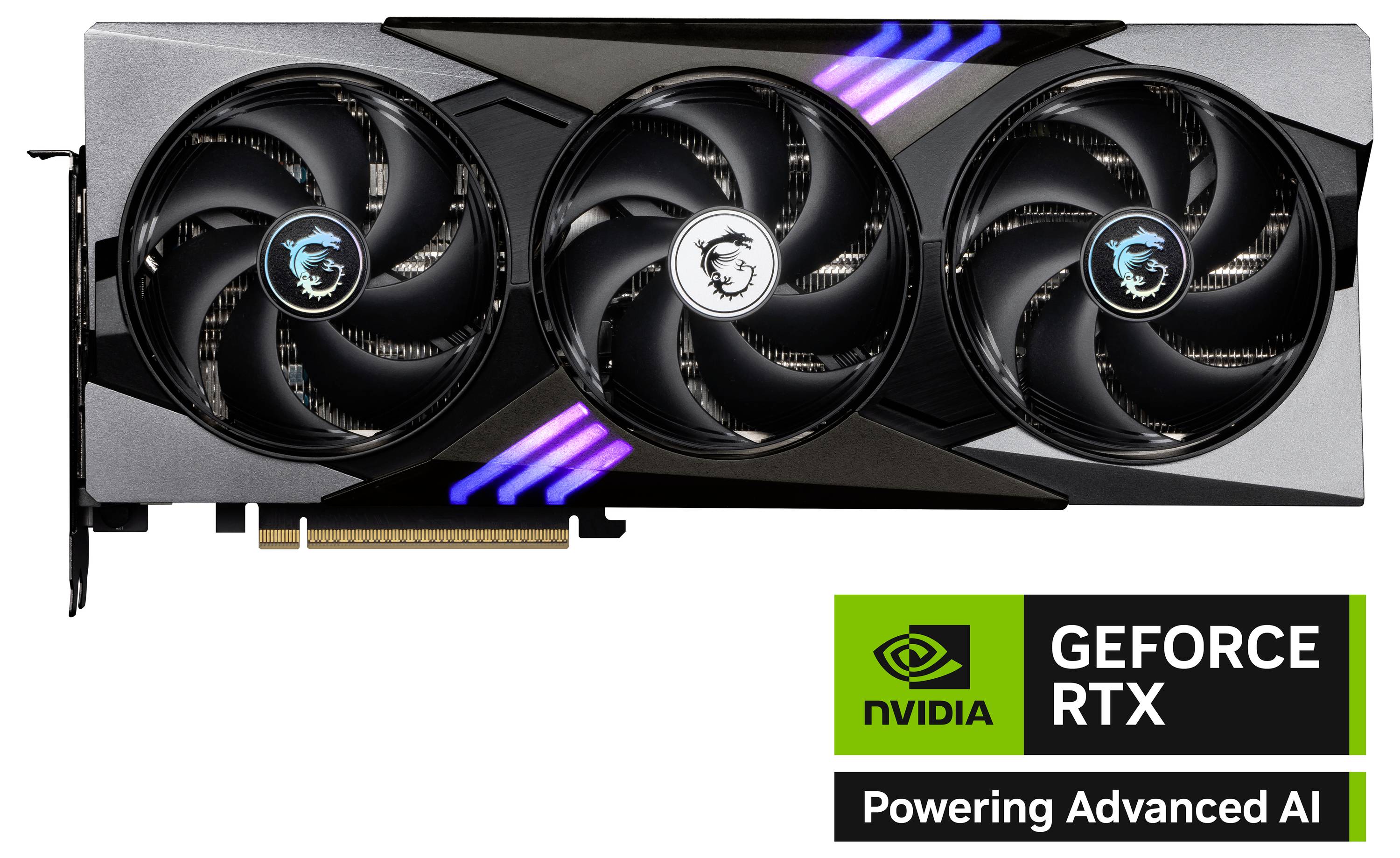 Grafická karta se třemi ventilátory a RGB podsvícením, zobrazující logo Nvidia GeForce RTX. Text: "Poháněno pokročilou umělou inteligencí".