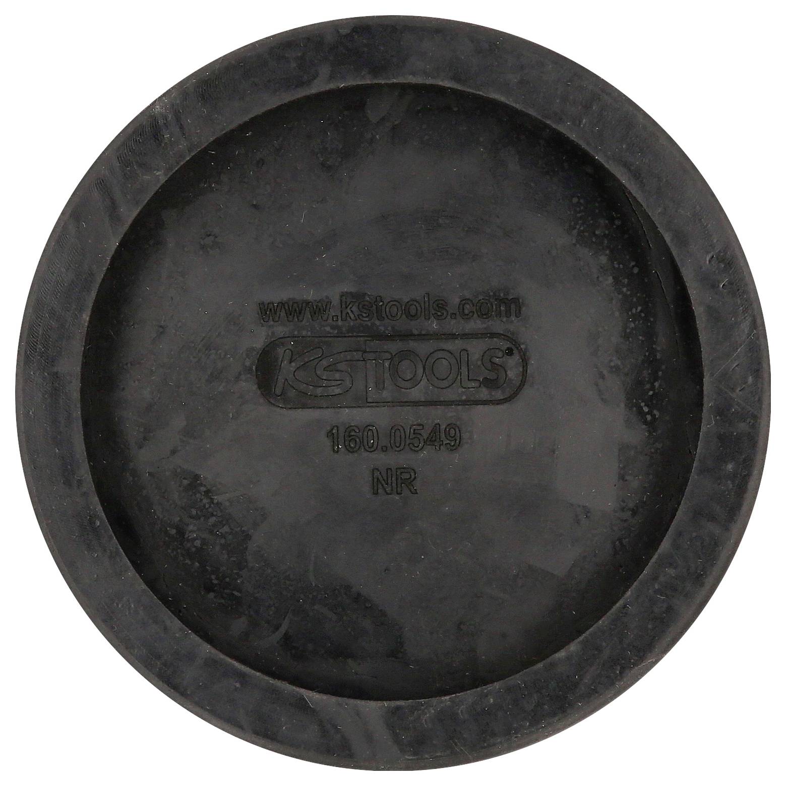 Černý gumový pod s nápisem 'KSTools 160.0549 NR' uprostřed, pravděpodobně používaný jako povrch pro ochranu nebo tlumení.