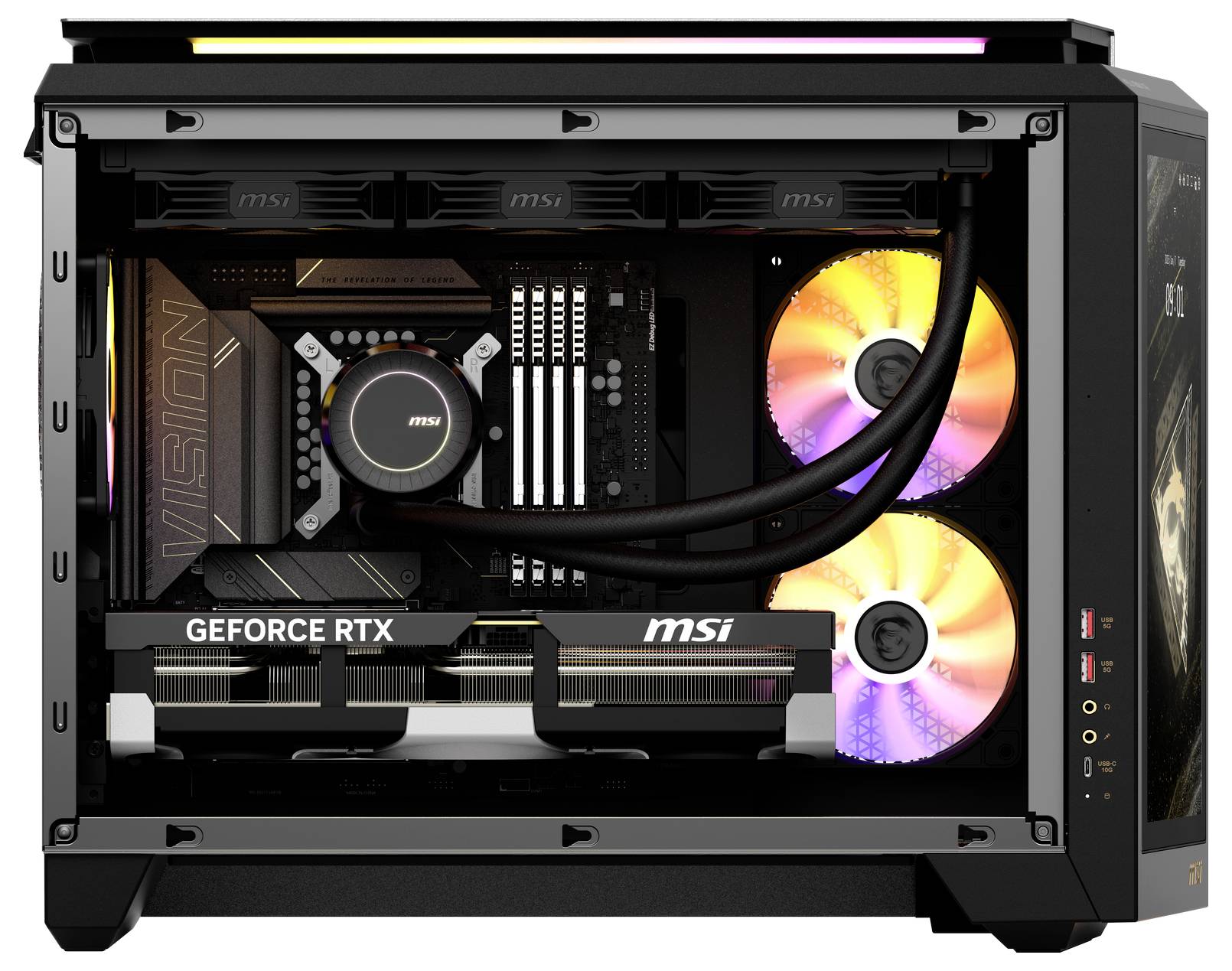 Černá počítačová skříň s průhlednou boční stěnou. Obsahuje grafickou kartu MSI a ventilátory s RGB podsvícením.