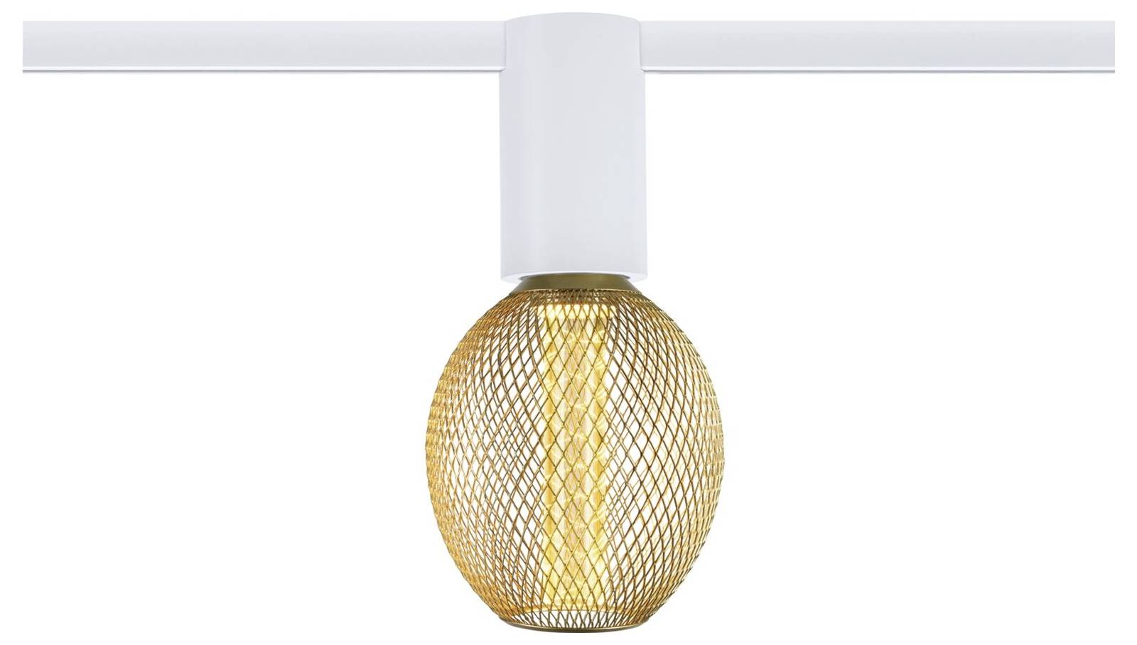 Moderní lampa se zlatým, síťovitým stínidlem visí na bílém stropním držáku. Světlo je teplé a rozptýlené.