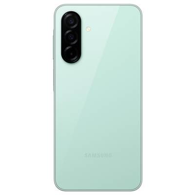 Světlý smartphone se třemi fotoaparáty umístěnými vertikálně na zadní straně, na tyrkysovém těle přístroje.
