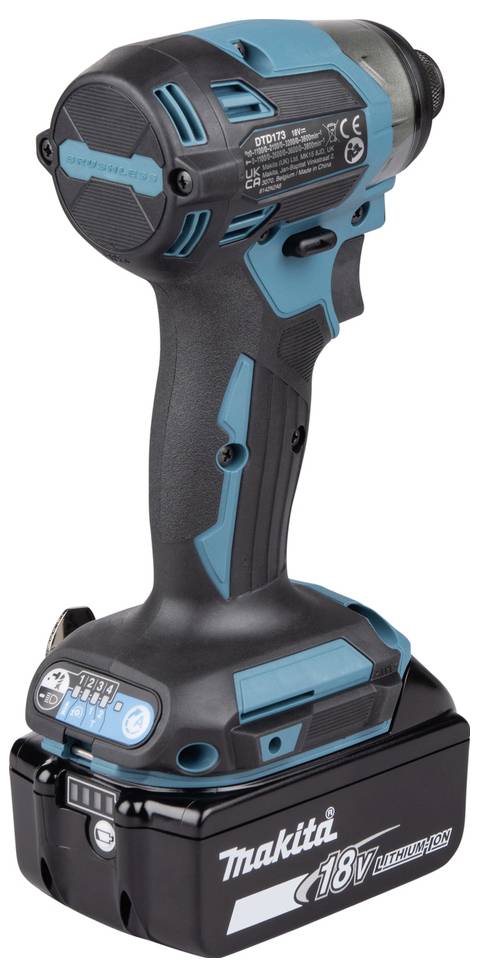 Makita 18V lithiová akumulátorová vrtačka s ergonomickým designem, v modré a černé barvě, zobrazující akumulátor a volič nastavení výkonu.