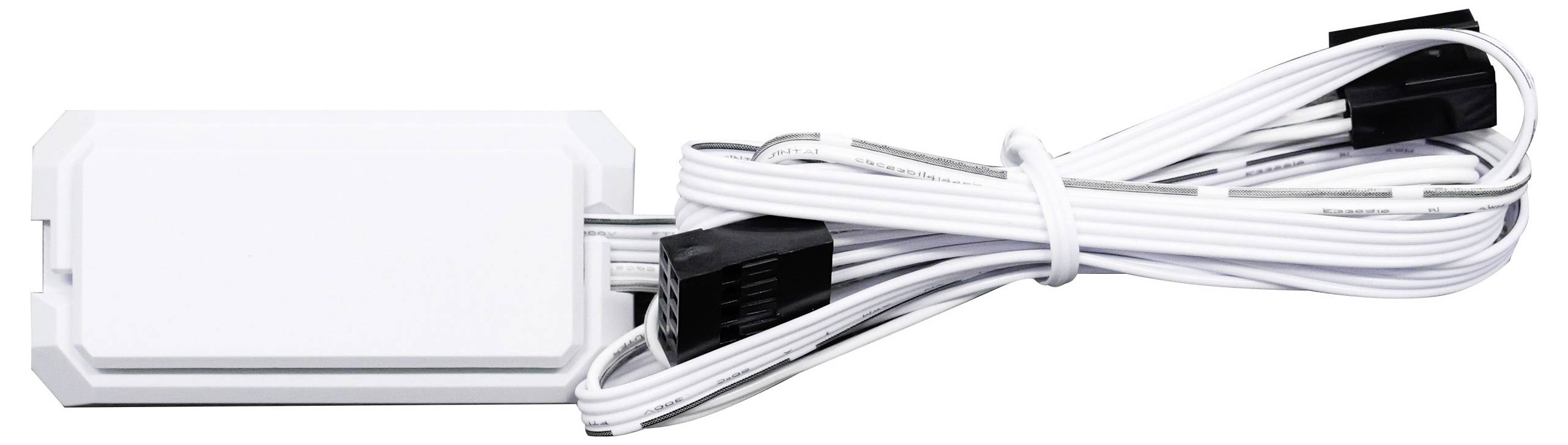 Bílošedé elektronické zařízení s kabely a konektory, pravděpodobně senzor nebo adaptér.