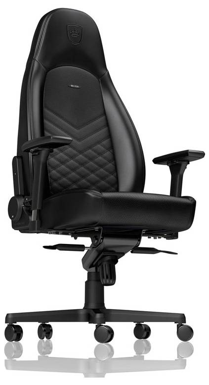 Černá ergonomická kancelářská židle s čalouněným potahem, područkami a kolečky. Vhodná pro pohodlné sezení v kanceláři.