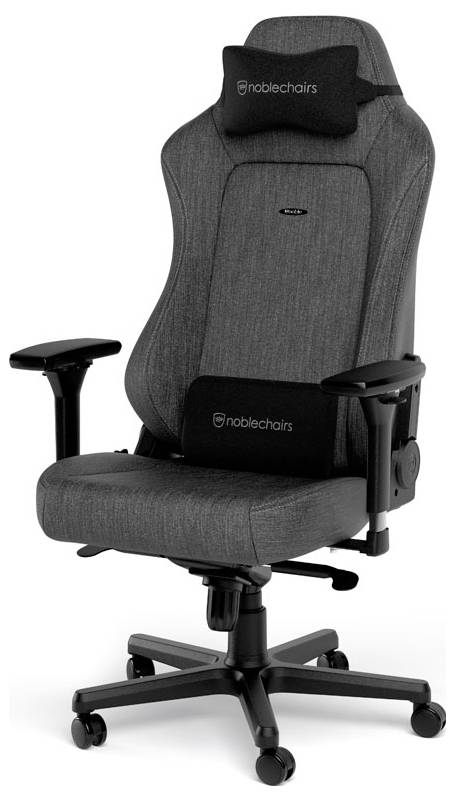 Ergonomická kancelářská židle s vysokým opěradlem v šedé barvě a černou konstruací, s nastavitelnými područkami a bederní opěrkou.