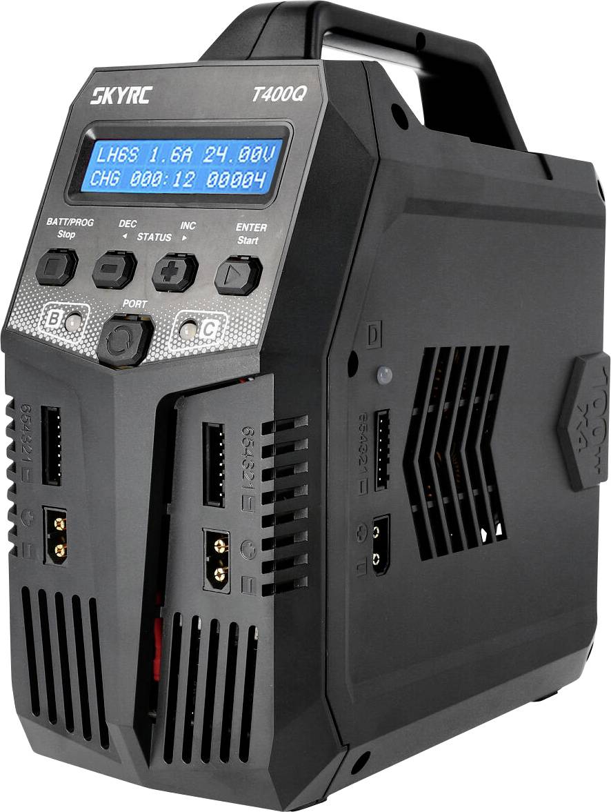 Černá nabíječka značky SkyRC T400Q s modrou LED indikací, několika tlačítky a konektory. Vhodná pro RC baterie.