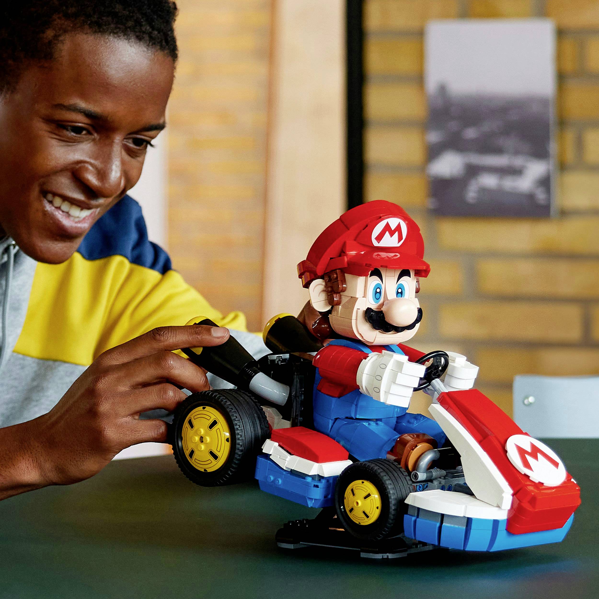 72037 LEGO® Super Mario™ Mario Kart: Mario & Standard Kart-3