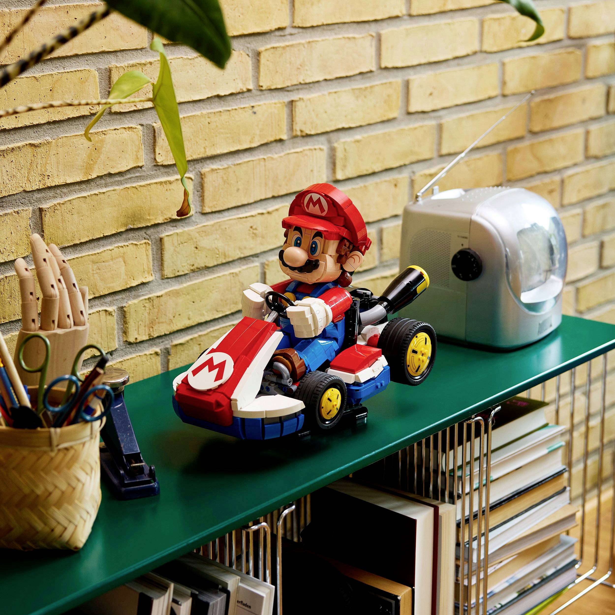 72037 LEGO® Super Mario™ Mario Kart: Mario & Standard Kart-5