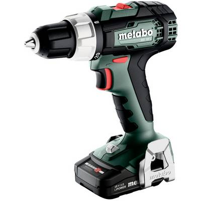 Bezdrátový vrtací/sroubelovací vrták Metabo BS 18, zobrazený v bočním pohledu s bateriovou sadou a sklíčidlem na bílém pozadí.