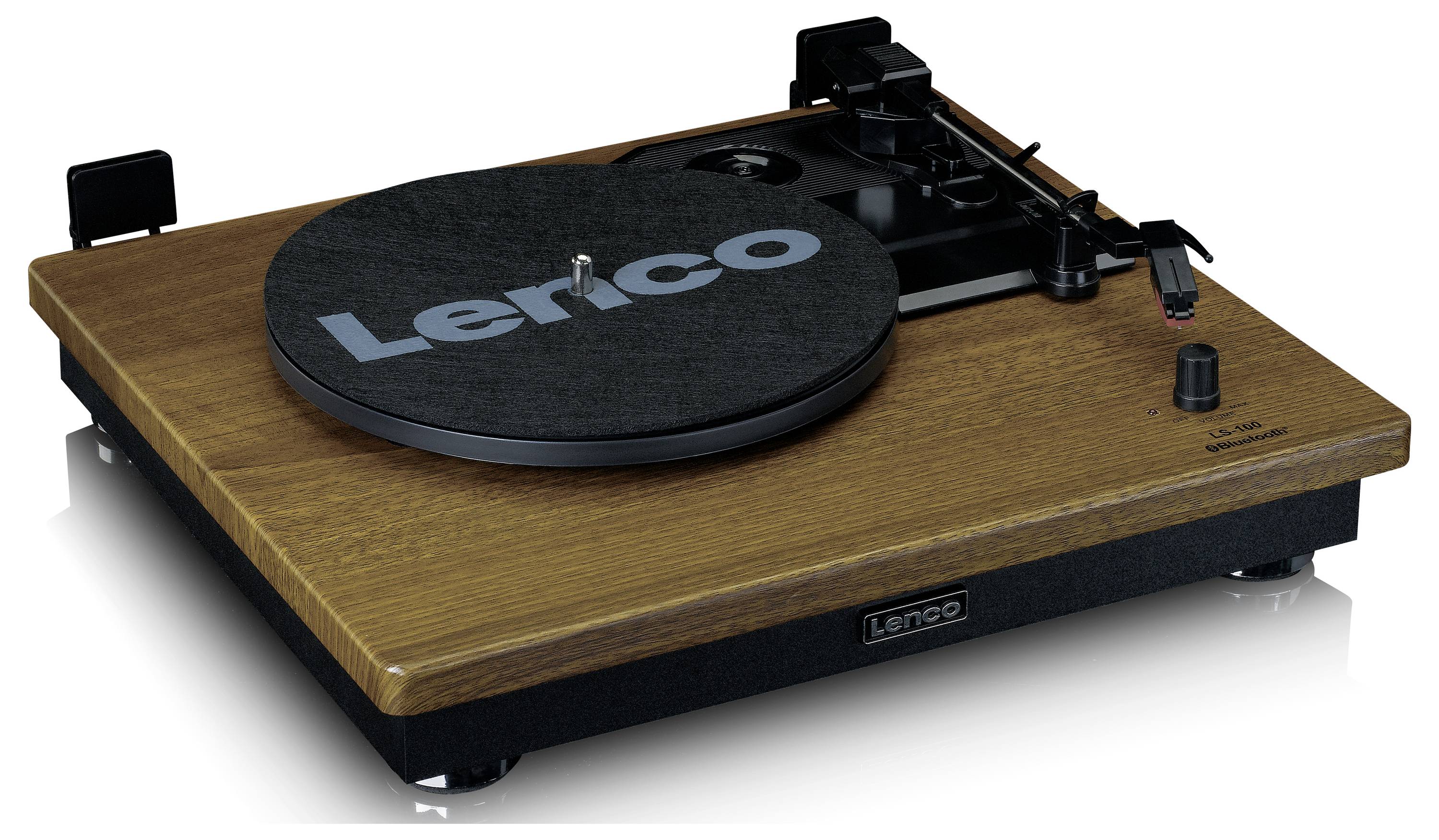 Hnědý gramofon se černým talířem a ramenem. Značka 'Lenco'. Retro design s minimálními ovládacími prvky.