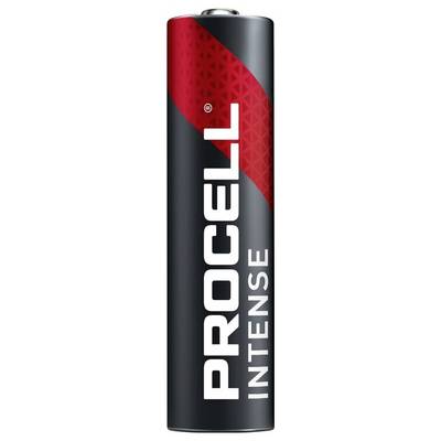 Baterie 'Procell Intense' se černým pouzdrem a červeným akcentem nahoře, stojící.
