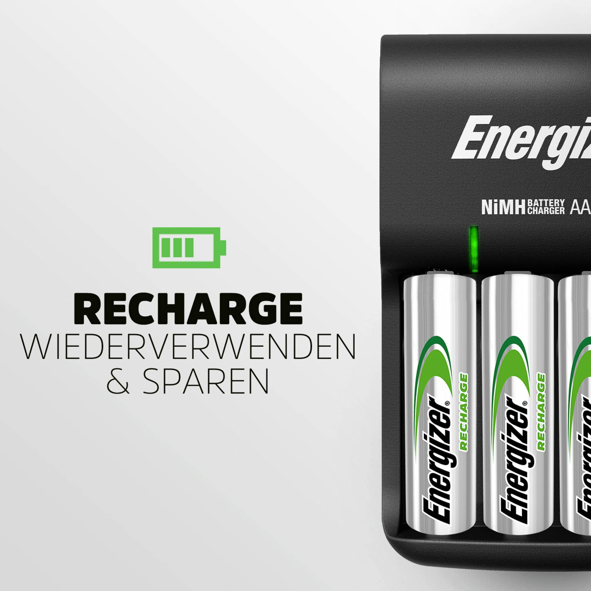 Černá nabíječka se třemi bateriemi značky Energizer, vedle text 'Znovu použít & Ušetřit' se zeleným symbolem baterie.