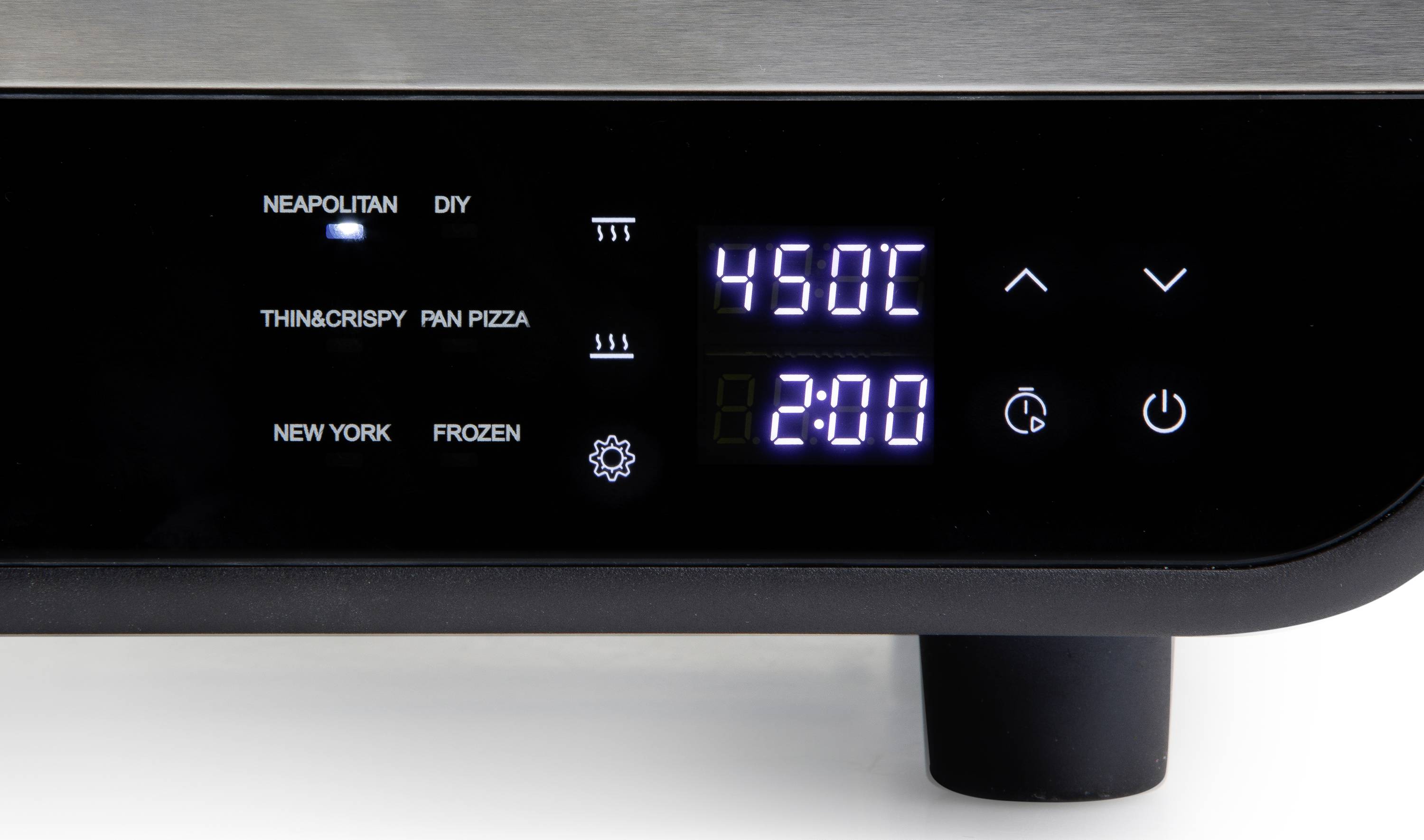 Zadní displej ukazuje nastavení teploty '450°C' a čas '2:00'. Jsou viditelné možnosti pro 'Neapolský', 'DIY', 'Tenký & Křupavý' a další režimy.