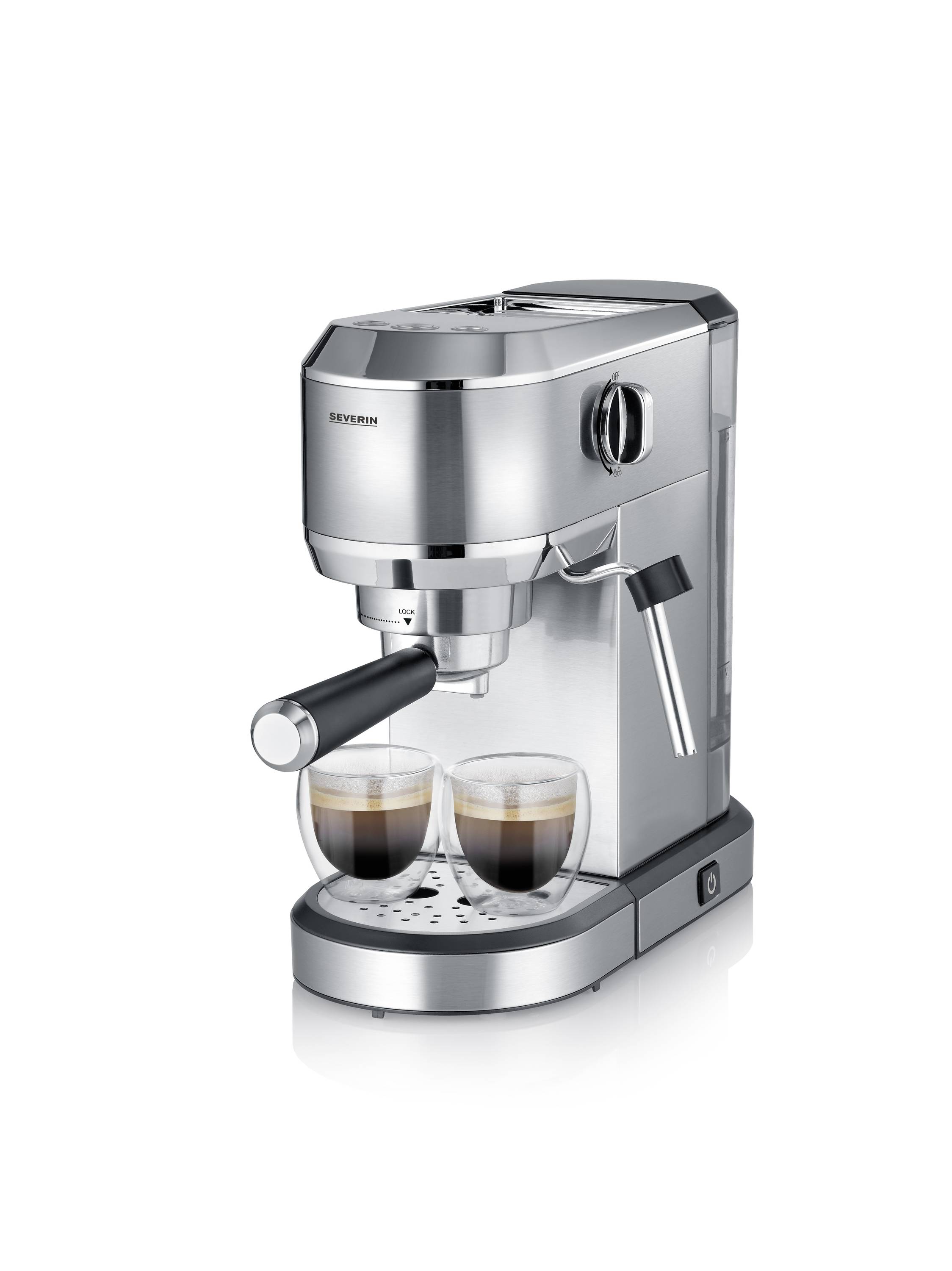 Stříbrný espresso kávovar připravuje současně dvě šálky kávy. Po straně je umístěn parní nástavec.