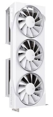 "Bílá grafická karta se třemi velkými chladicími ventilátory a slovem „Radeon" na straně, určená pro vysoce výkonné hraní her nebo výpočetní práce."