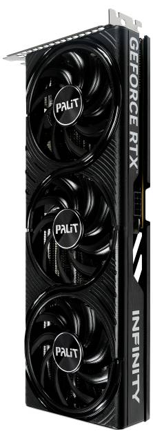 Černá grafická karta od společnosti Palit, model GeForce RTX, se třemi ventilátory. Je umístěna vertikálně a nese název 'INFINITY'.