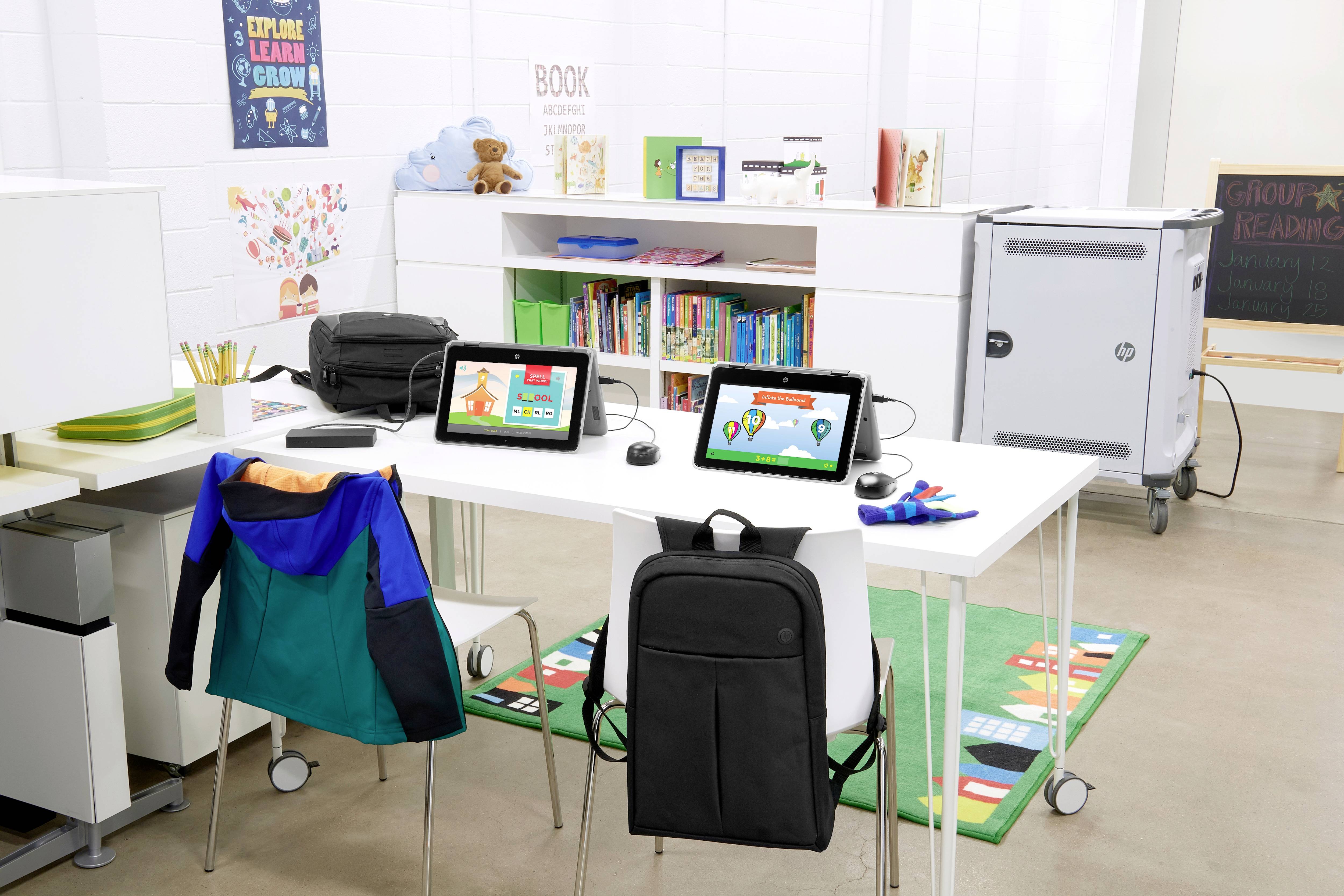 HP batoh na notebooky 1E7D6UT, max. 39,6 cm (15,6") , šedá-3