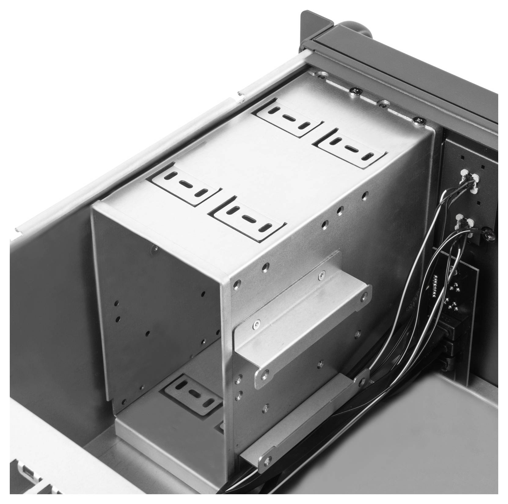 Silverstone SST-RM42-502 PC skříň černá-10