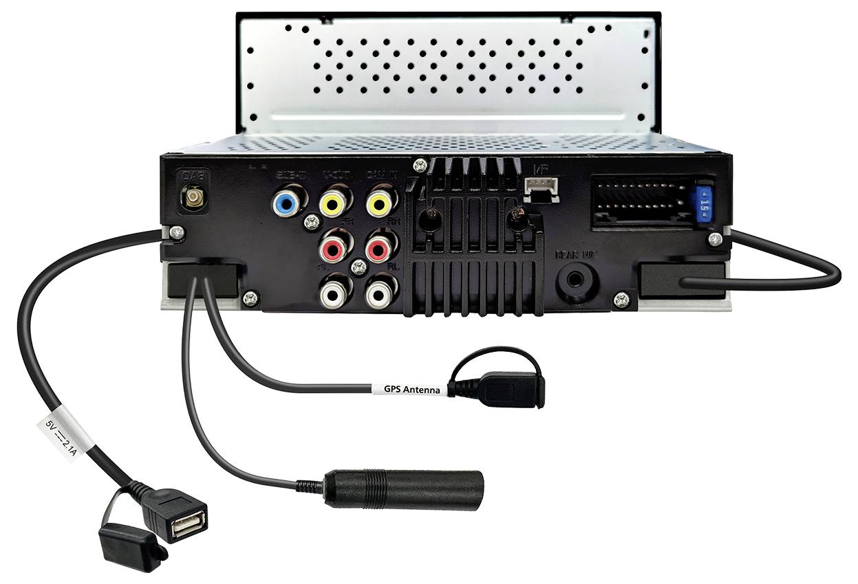 Zadní pohled na elektronické zařízení s různými konektory, jako jsou USB, audio a anténa. Zařízení pro multimediální nebo navigační systémy.