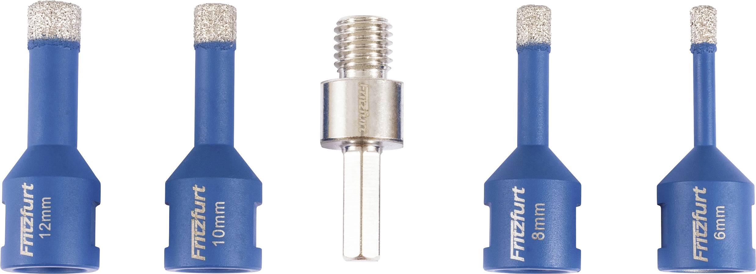 Obrázek čtyř modrých vrtáků s diamantovou špičkou o různých velikostech (6 mm, 8 mm, 10 mm, 12 mm) a jednoho závitového adaptéru pro připojení do vrtačky.