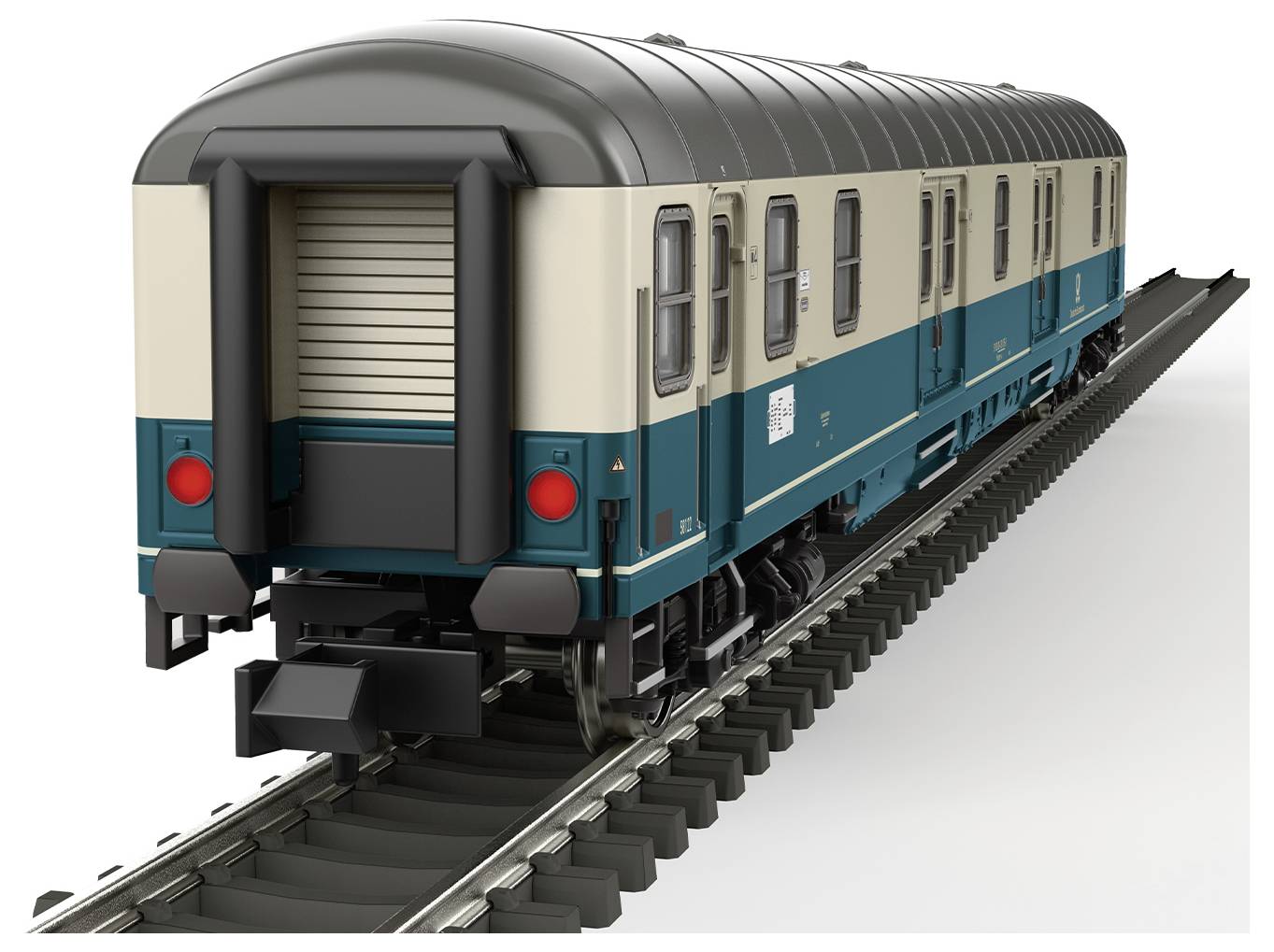 Model historického vlakového vagónu na kolejích, detailně zpracovaný v tyrkysové a krémové barvě, s uzavřeným vstupem na zádi.
