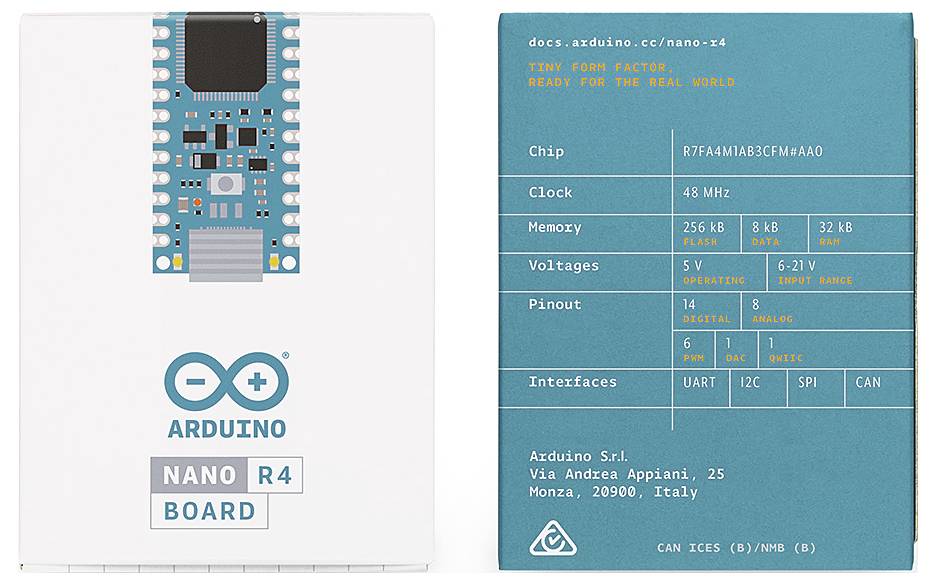 Obrázek desky Arduino Nano R4 – přední a zadní pohled s technickými specifikacemi, včetně procesoru, taktovací frekvence a slotů.