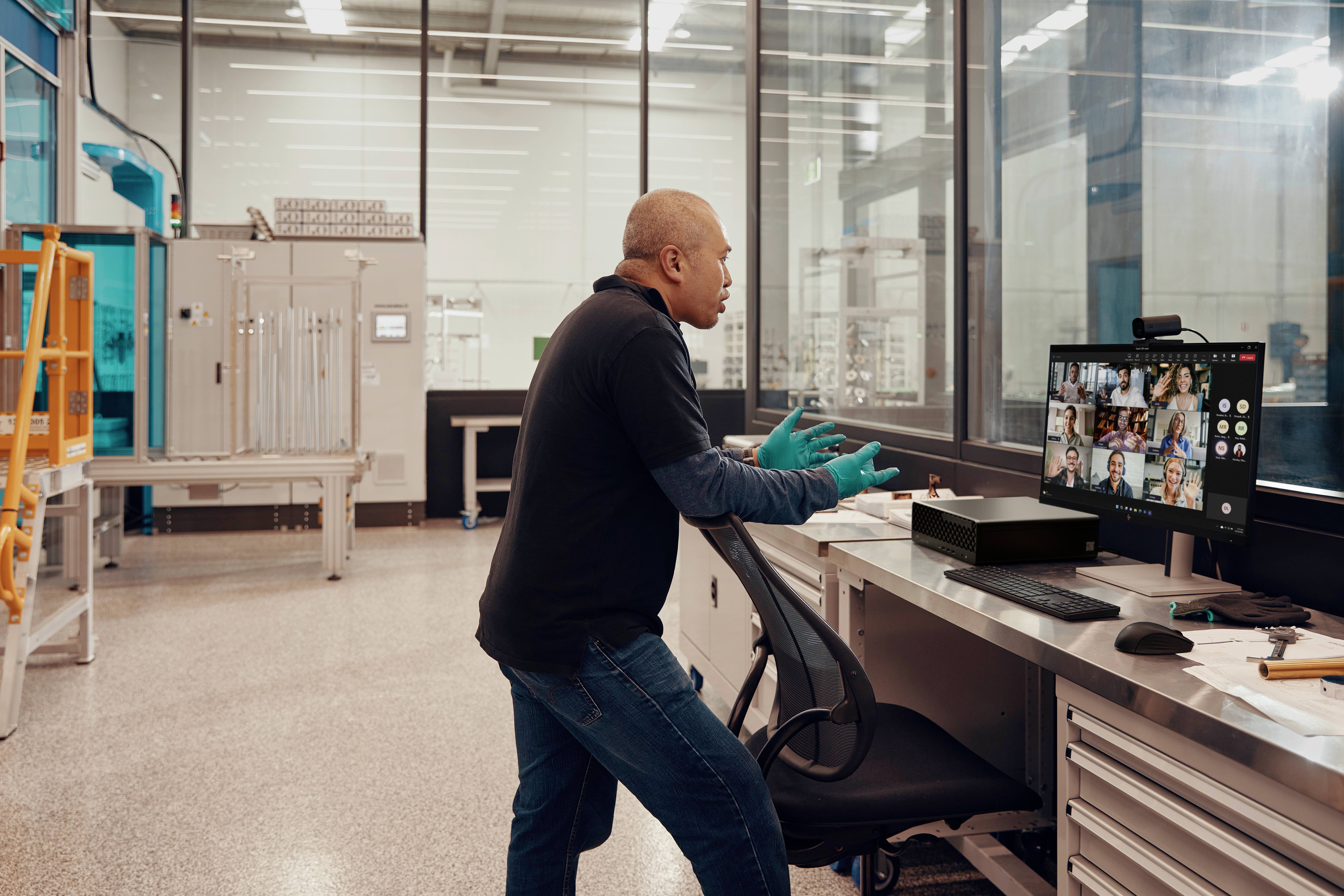 HP stolní PC ProDesk 4 SFF G1 Intel® Core™ Ultra 7 (Series 2) 265 32 GB RAM 512 GB SSD Intel 9H7M2ET-1