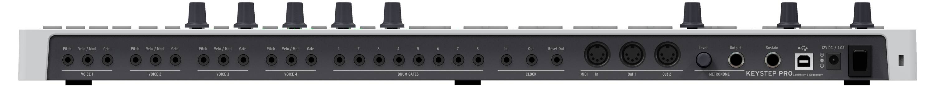 Zadní strana audio rozhraní s několika konektory: MIDI, USB, audio vstupy a výstupy. Otočné ovladače viditelné nahoře.