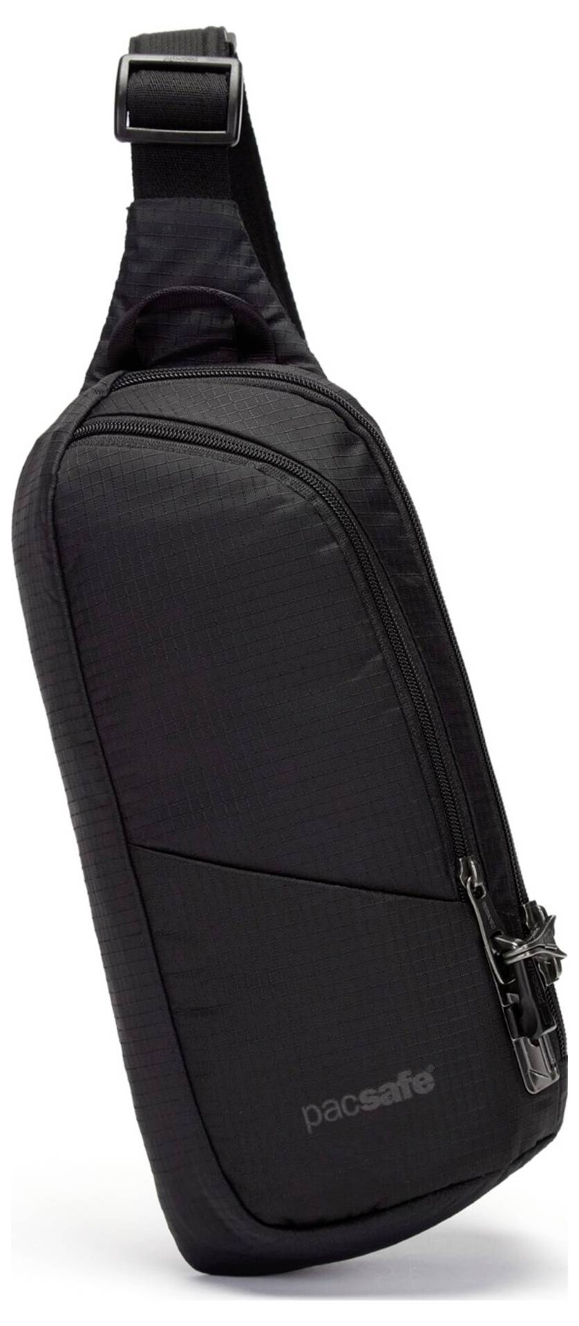 Černá bezpečnostní crossbody taška přes rameno s nastavitelným popruhem, vybavená zipovou přední kapsou a bezpečnostním uzamykacím mechanismem.