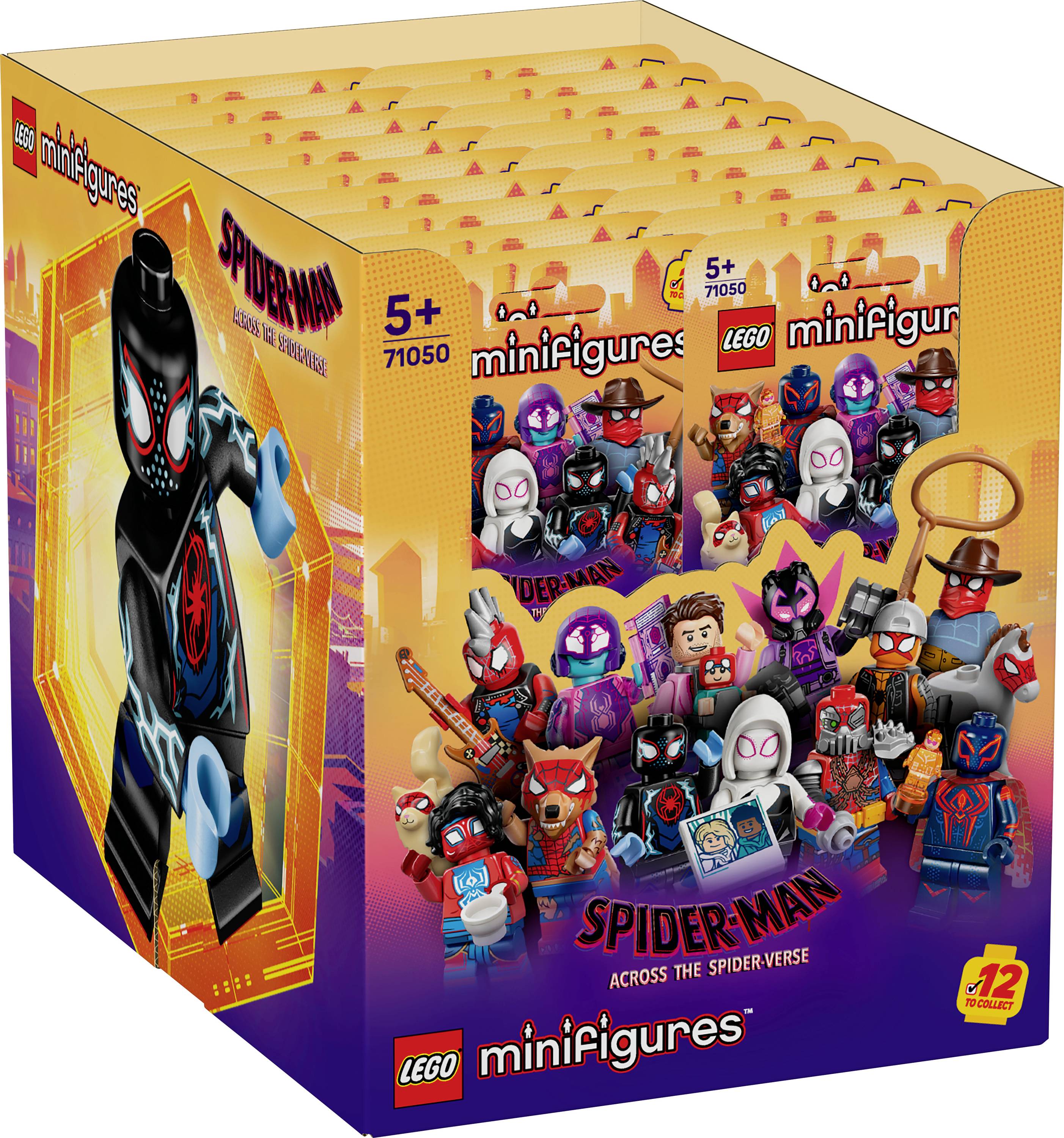 Displej krabice LEGO Minifigurky: Spider-Man: Across the Spider-Verse s několika postavami Spider-Mana. Vhodné pro děti od 5 let.