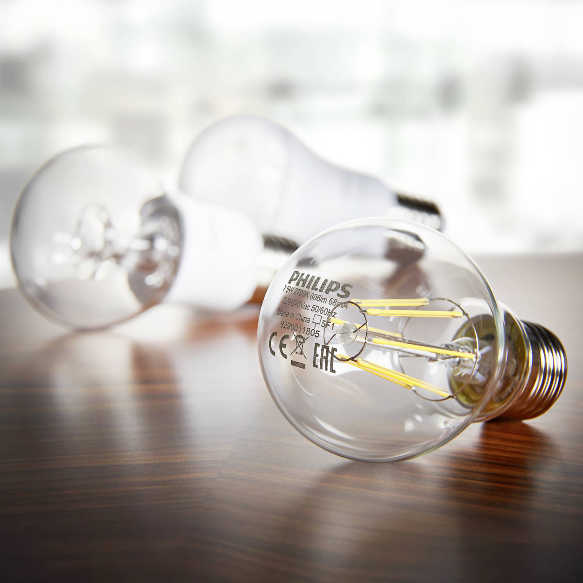 Philips 8721103047441 LED Energetická třída (EEK2021) E (A - G) E27 7 W = 60 W teplá bílá 3 ks-5
