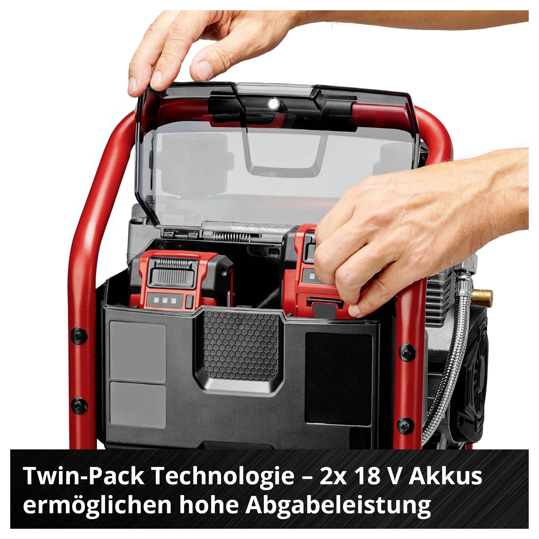 Ruce vkládají dva 18V akumulátory do červeného přístroje; text: „Technologie Twin-Pack – 2× 18V akumulátory umožňují vysoký výkon".