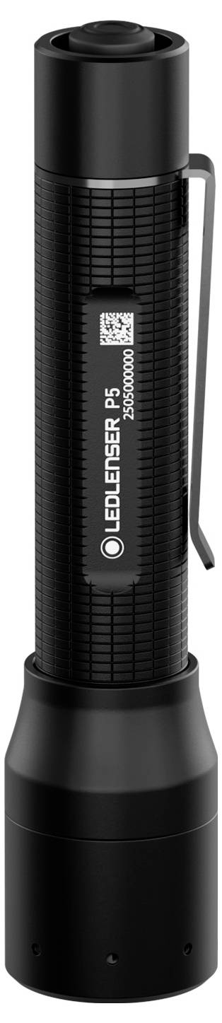 Černá válcovitá svítilna s texturovaným úchopem a klipem na straně, na horní části označená nápisem 'LEDLENSER P5' a '250 LUMENŮ'.