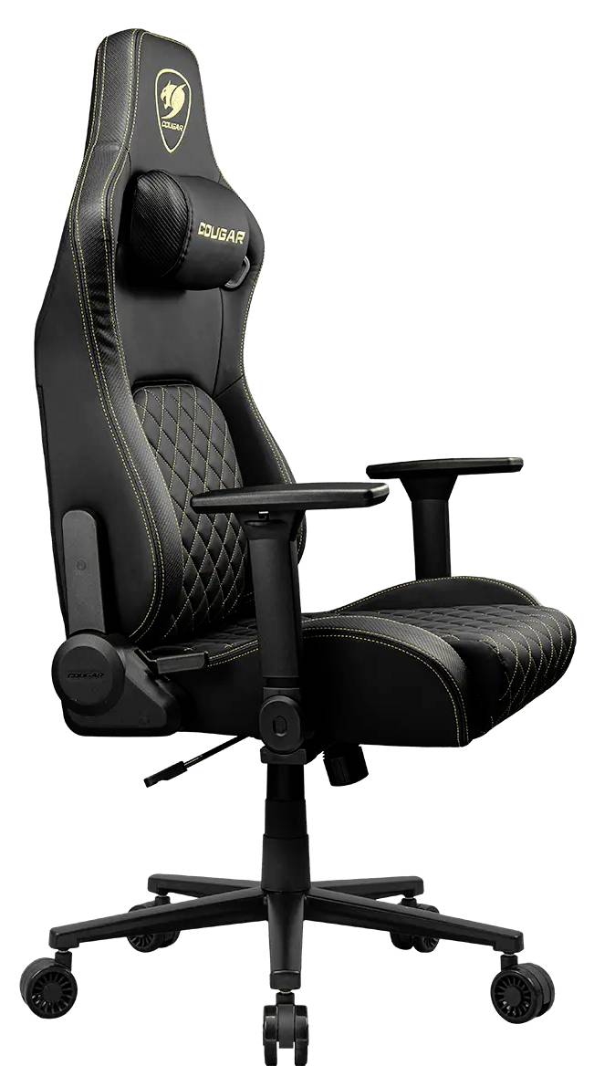 Černá herní židle značky 'Cougar' s nastavitelnými opěrkami rukou a ergonomickým designem, umístěná na pětibodové základně.