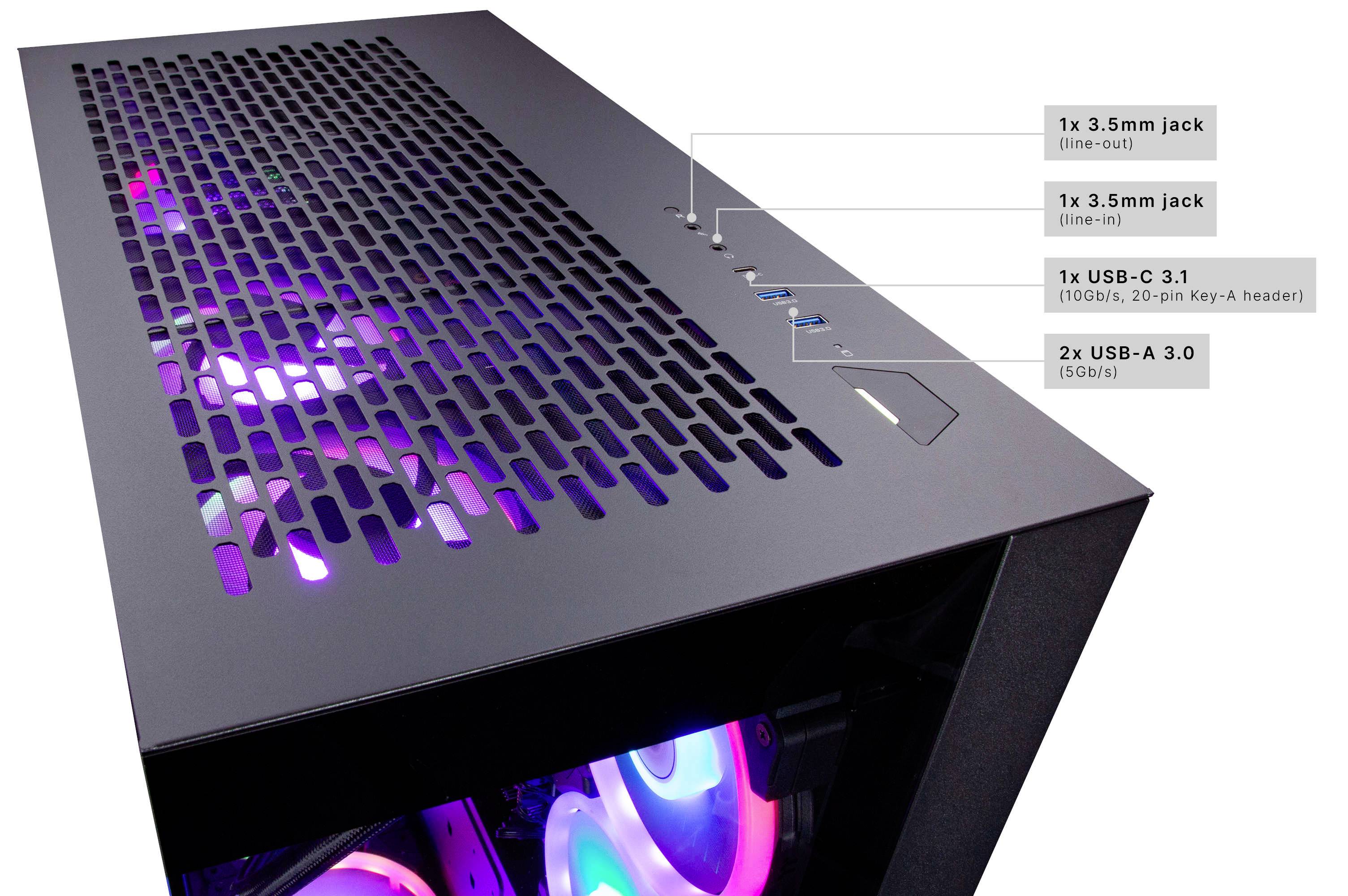 Černý počítačový kryt s větraným designem, zobrazující označené porty: dva 3,5mm jacky, jeden USB-C 3.1 a dva USB-A 3.0 porty.