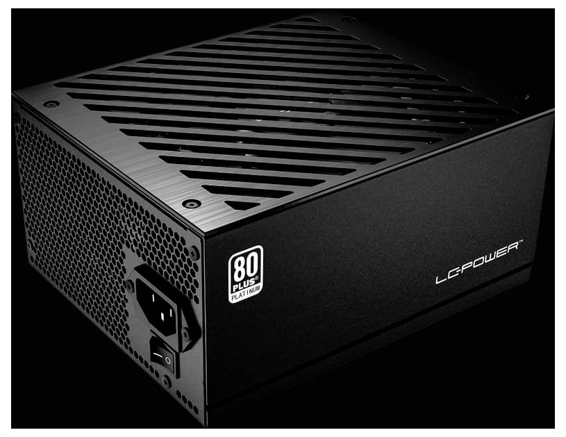 Černá napájecí jednotka označená štítkem 'LC Power' je vybavena mřížovou mřížkou a odznakem certifikace '80 Plus Platinum'.