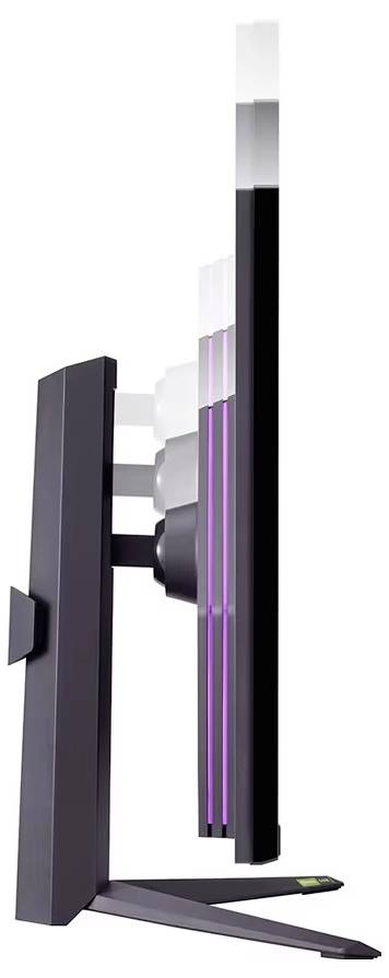 Boční pohled na elegantní, moderní herní monitor s tenkým profilem, nastavitelným stojanem a fialovým podsvícením na zadní straně.