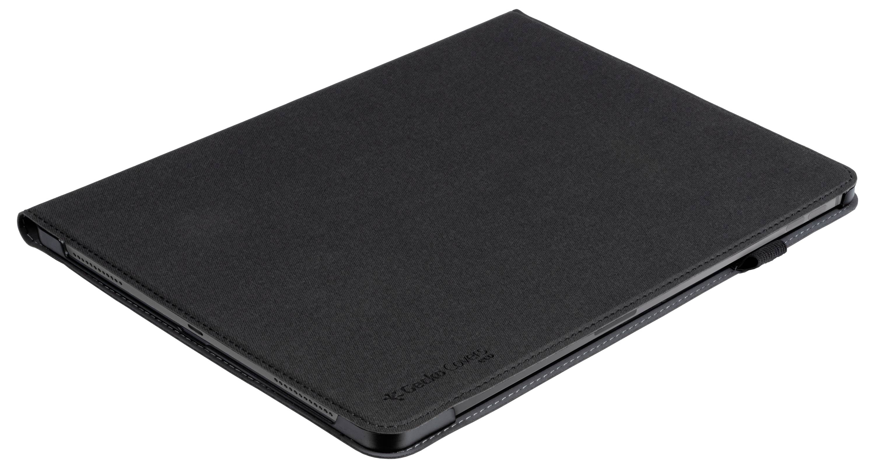 Uzavřený černý obal na tablet na bílém pozadí, vykazující elegantní a minimalistický design s nenápadným brandingem.