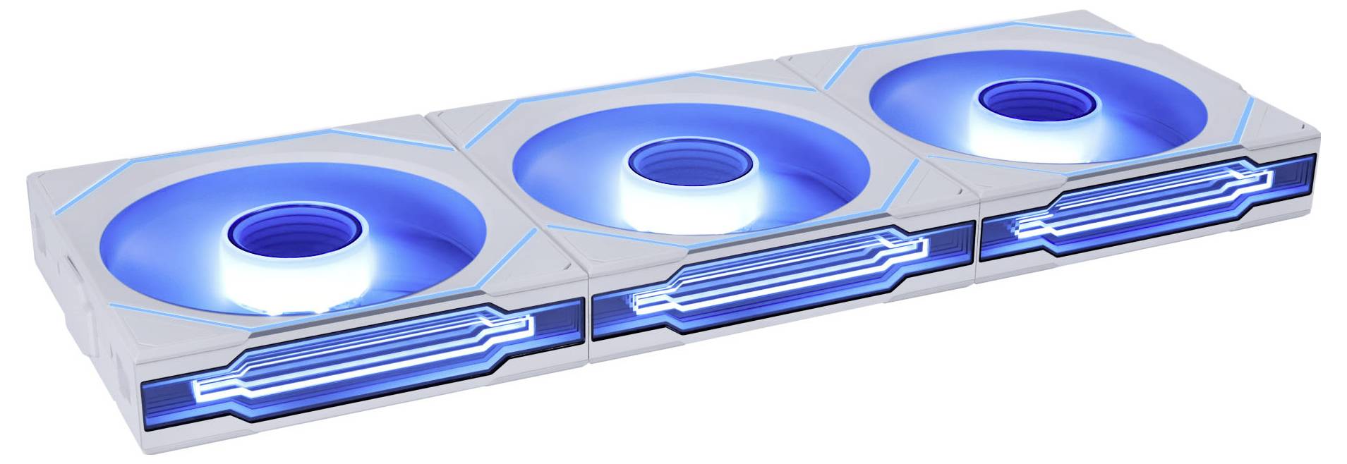 Řada tří futuristických modrých a bílých ventilátorů s LED osvětlením, pravděpodobně určených pro chlazení počítačů nebo podobného elektronického zařízení.