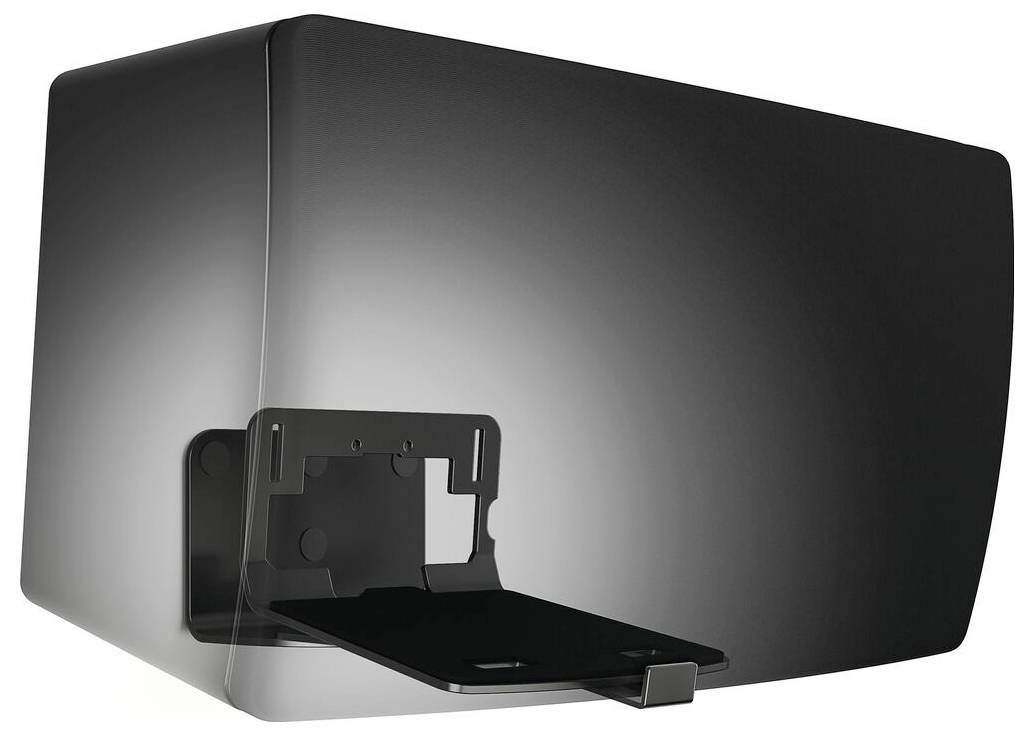 Elegantní černý reproduktor Sonos umístěný na černém nástěnném držáku, který předvádí jeho kompaktní a moderní design pro optimální umístění zvuku.