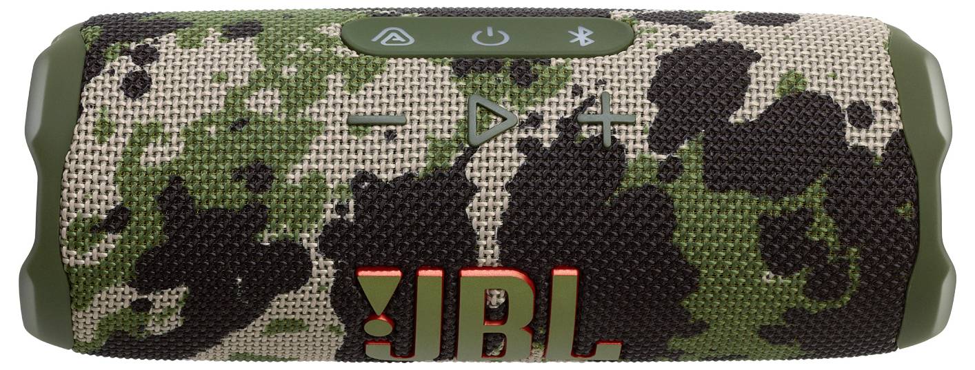 Přenosný Bluetooth reproduktor s maskáčovým designem a logem 'JBL'. Obsahuje napájecí a Bluetooth tlačítka na horní straně.